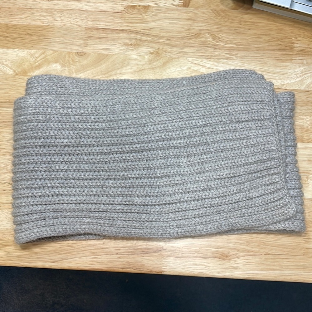 Loro Piana scarf